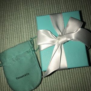 Tiffany box and pouch